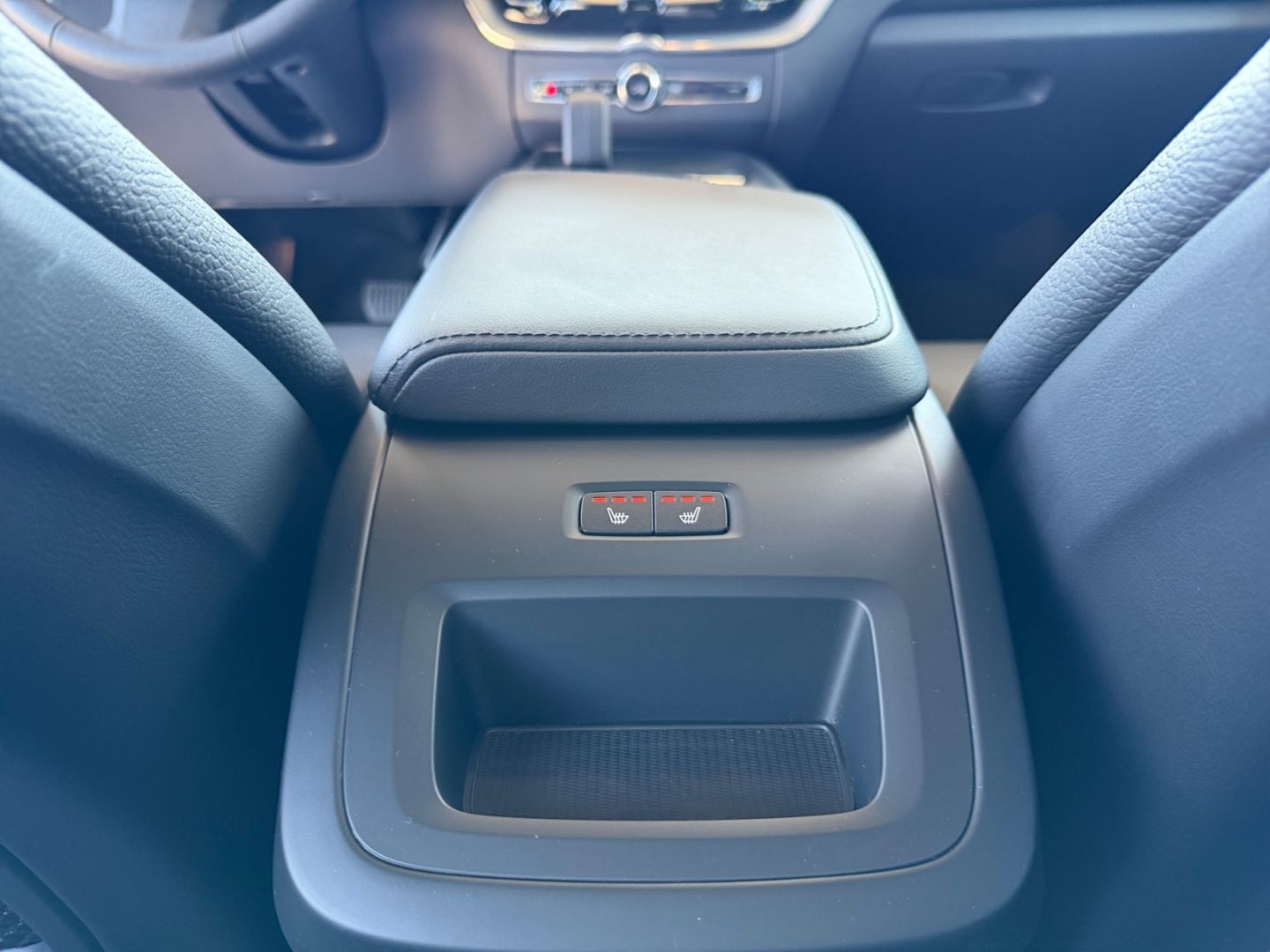 Volvo XC60 B4 Plus Dark Harman Kardon Memory Kurvenlic
