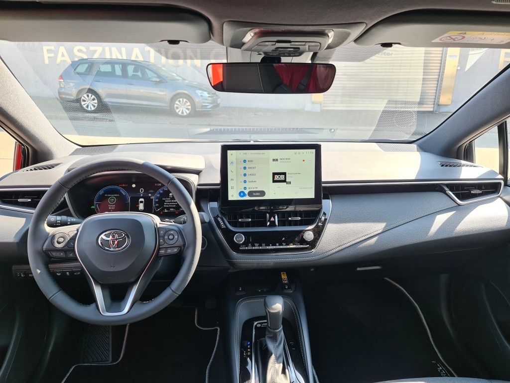 Toyota Corolla 2.0 Hybrid Touring Sports Team D