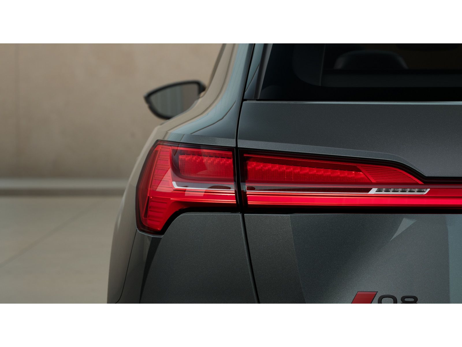 Audi Q8 50 S line - Samsaru's Car Outlet