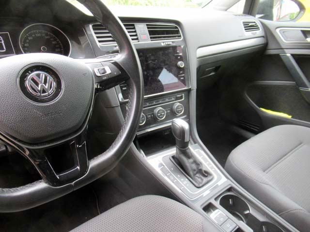 Volkswagen Golf Variant 2.0TDI DSG Comfortl - Samsaru's Car Outlet