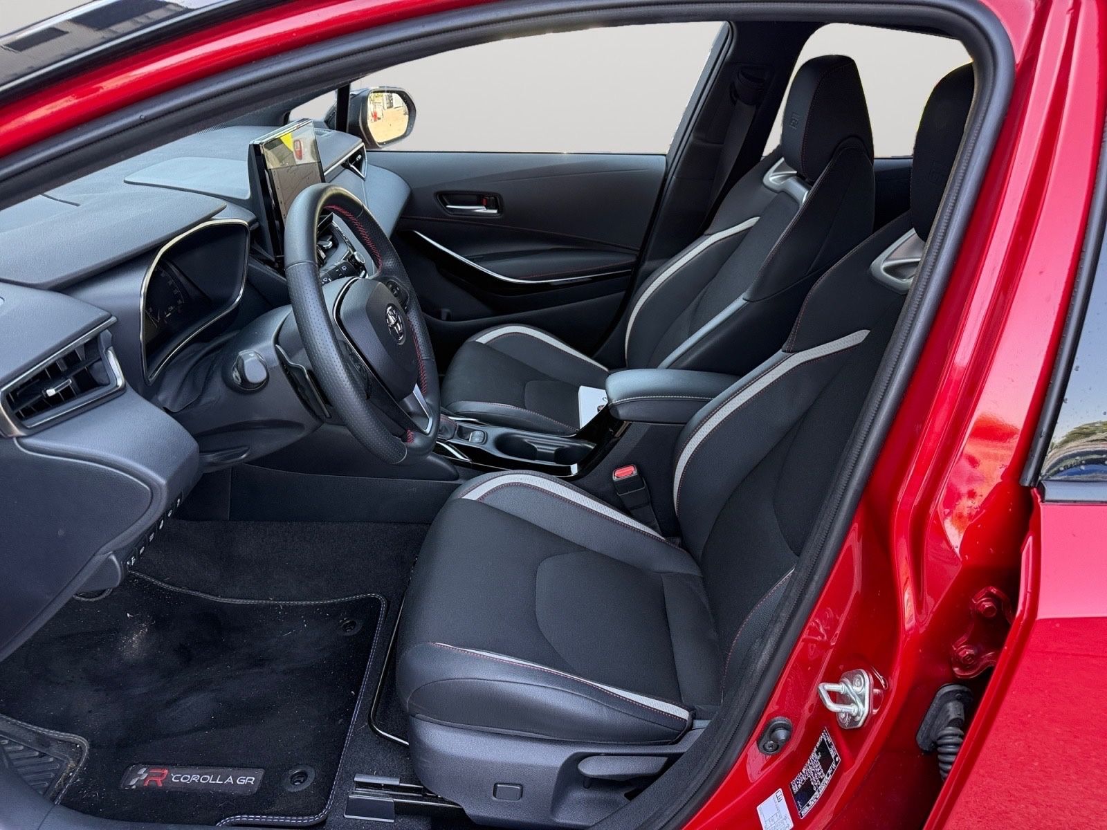 Toyota Corolla 2.0l Hybrid GR Sport /19"-LMF/Eibach-Fah