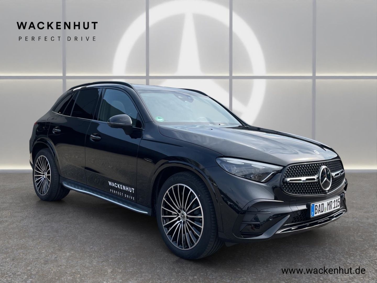 Mercedes-Benz GLC 300 d 4M EDITION AMG NIGHT PANO DISTR AHK BU