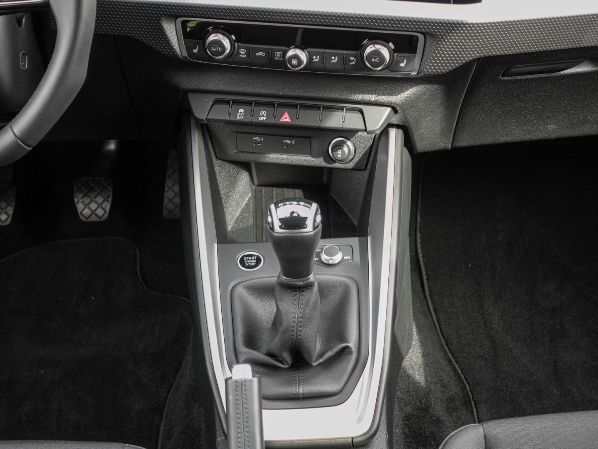 Audi A1 Sportback 30 TFSI advanced - Samsaru's Car Outlet