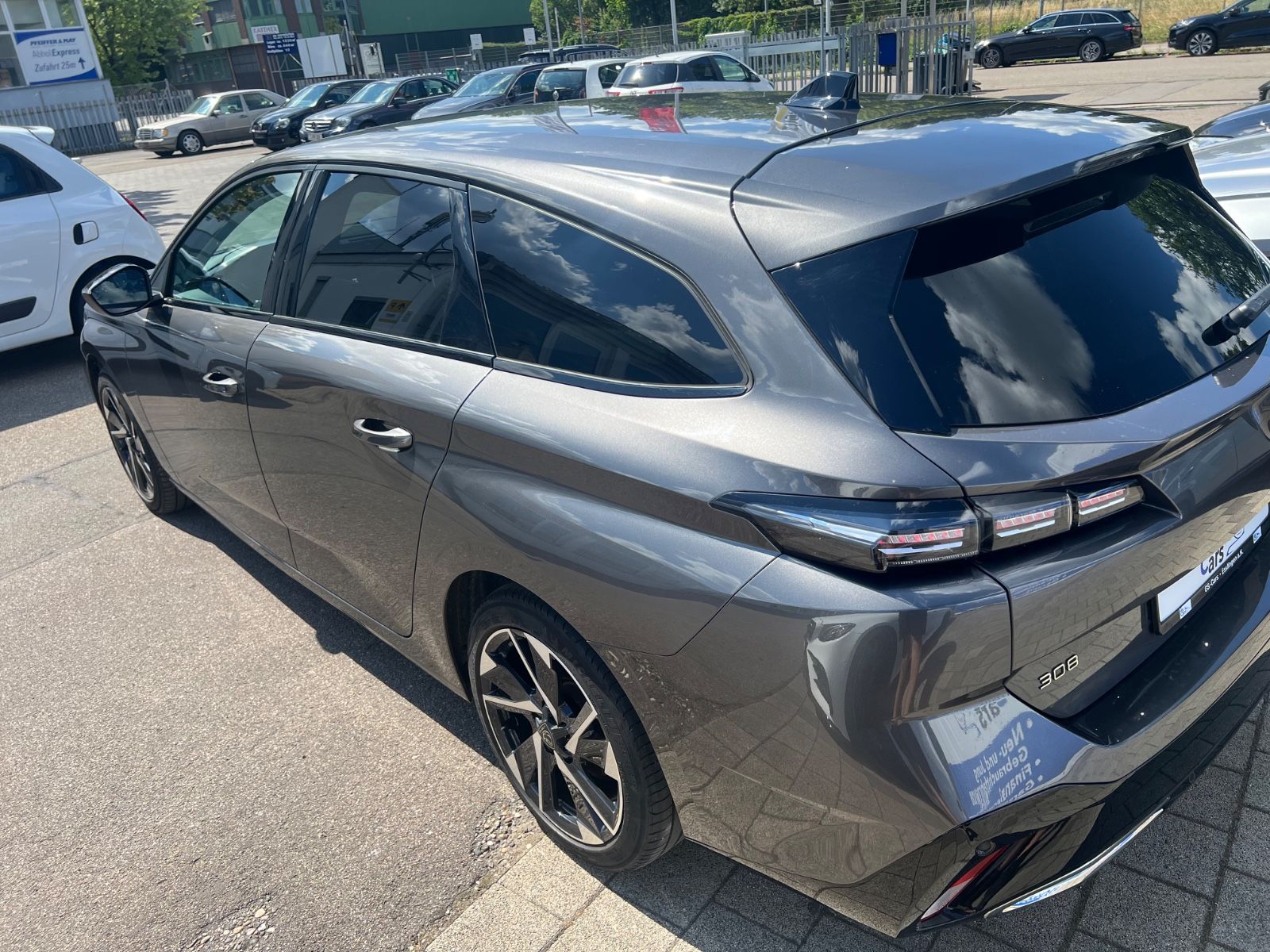 Peugeot 308 SW Allure - Samsaru's Car Outlet
