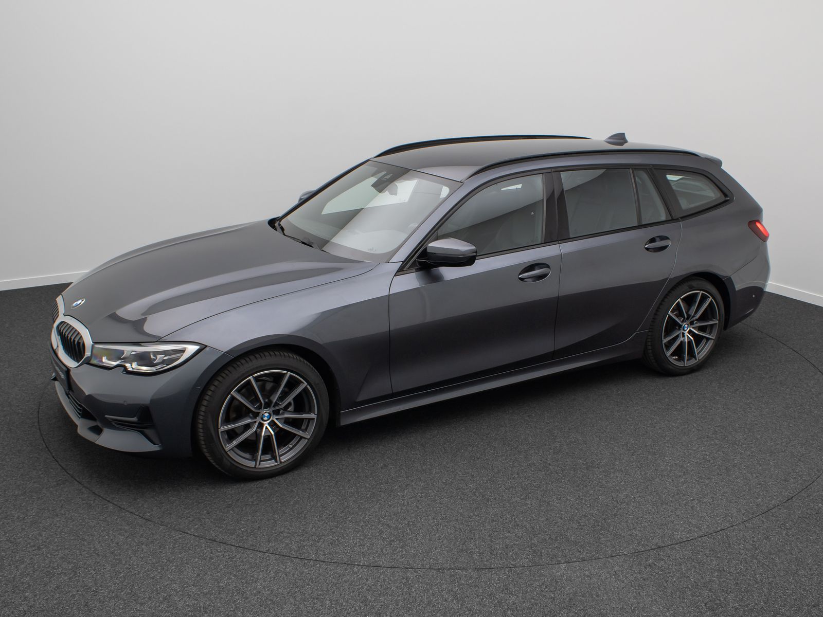 BMW 320i Sport Line - Samsaru's Car Outlet