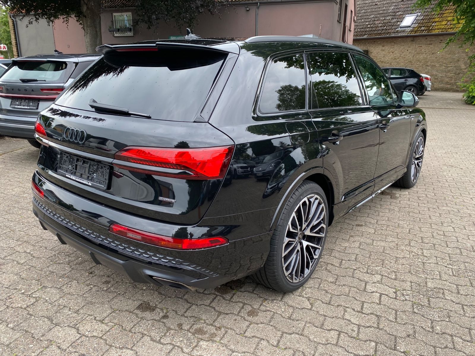 Audi Q7 50 TDI S line 7 Si  Panorama Allradlenkung 22