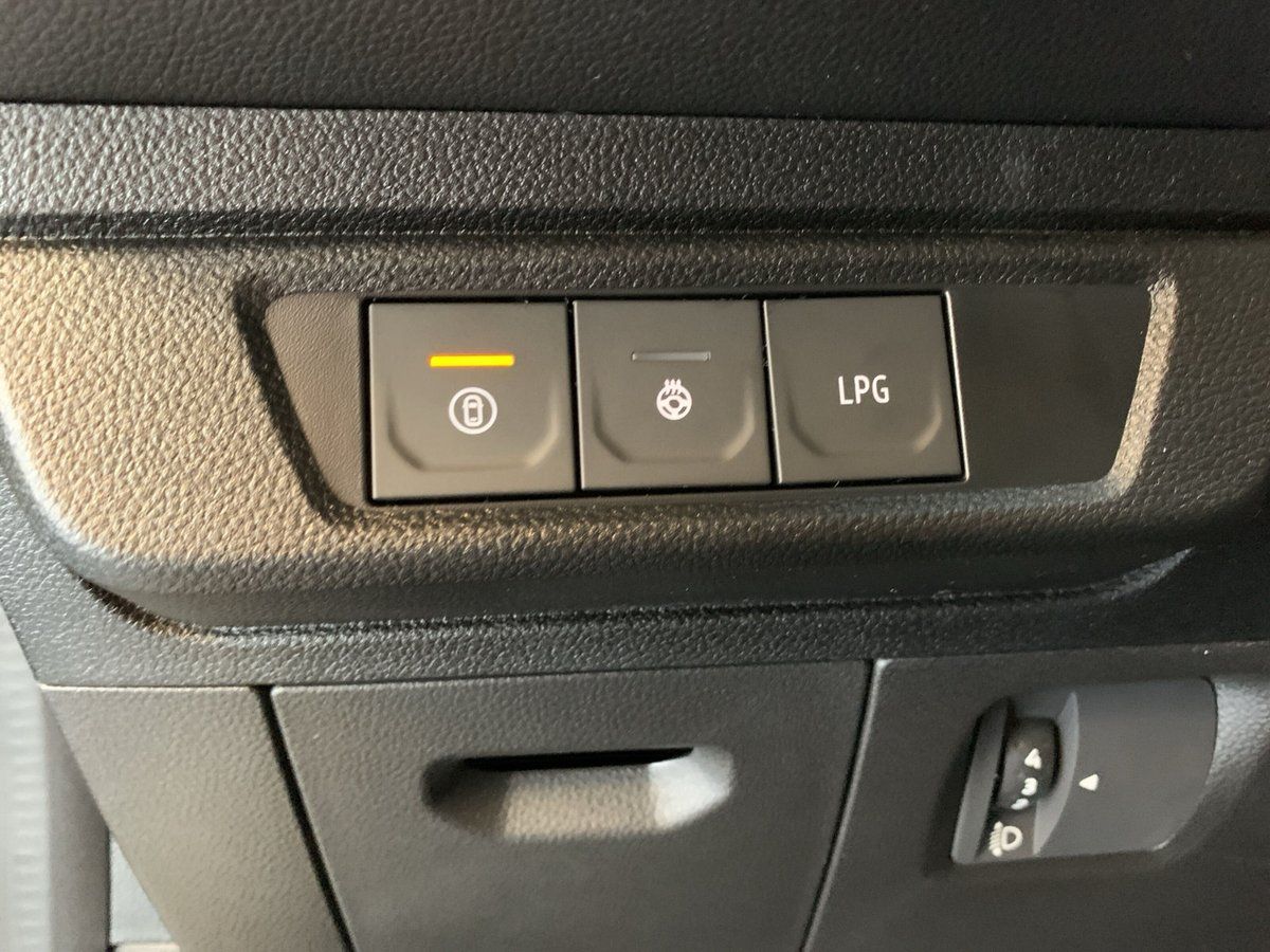 Dacia Sandero STEPWAY EXTREME ECO-G 120 AUTO SHZ+NAVI