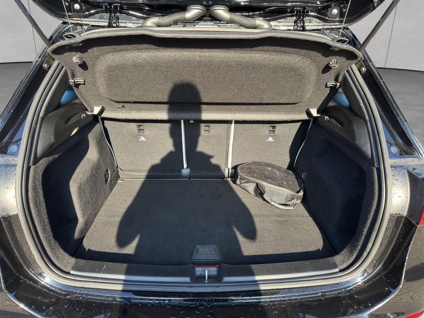 Mercedes-Benz B 250 e 8G-DCT Progressive - Samsaru's Car Outlet