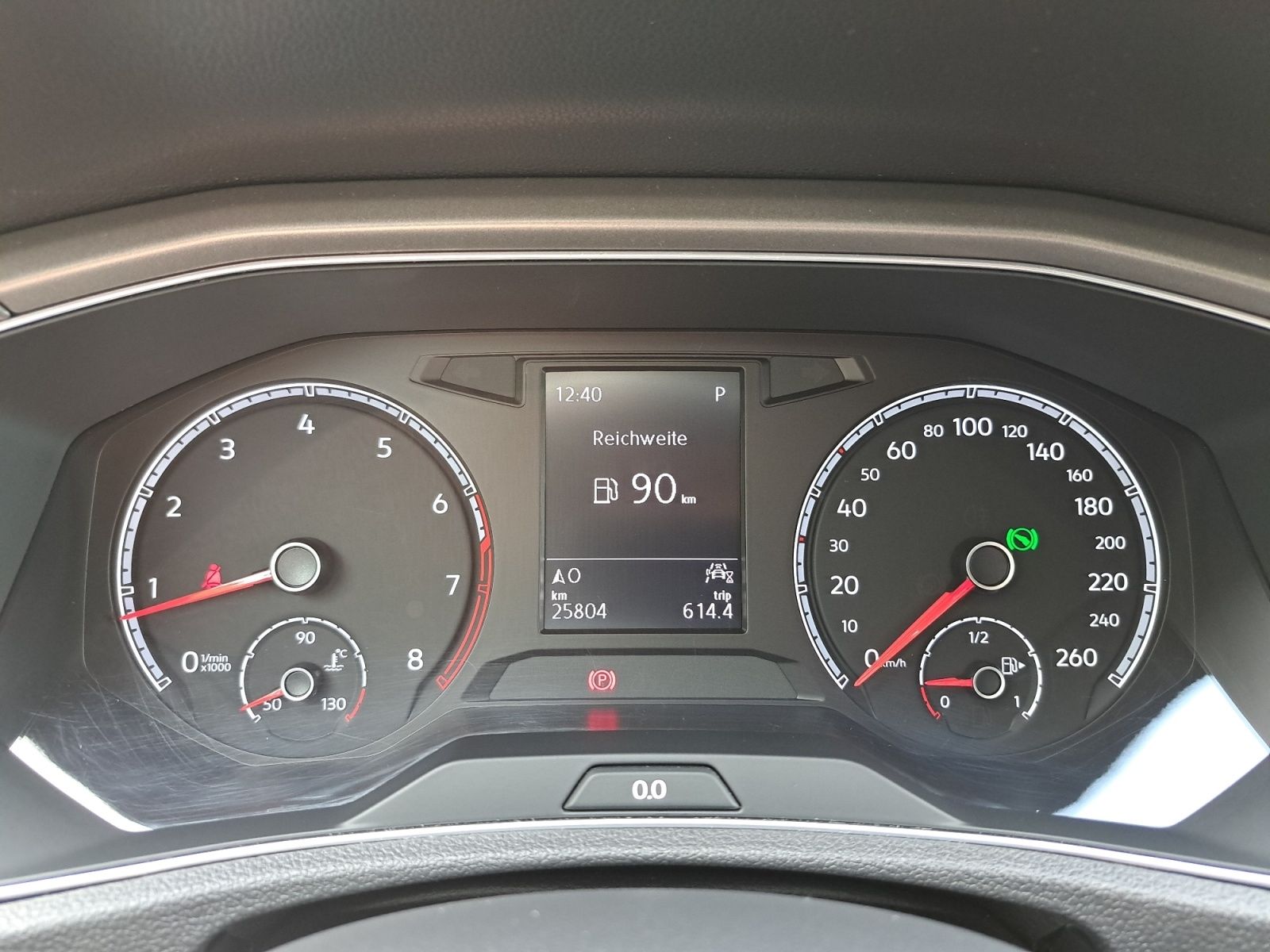 Volkswagen T-Roc Style 1.5 TSI DSG - Samsaru's Car Outlet