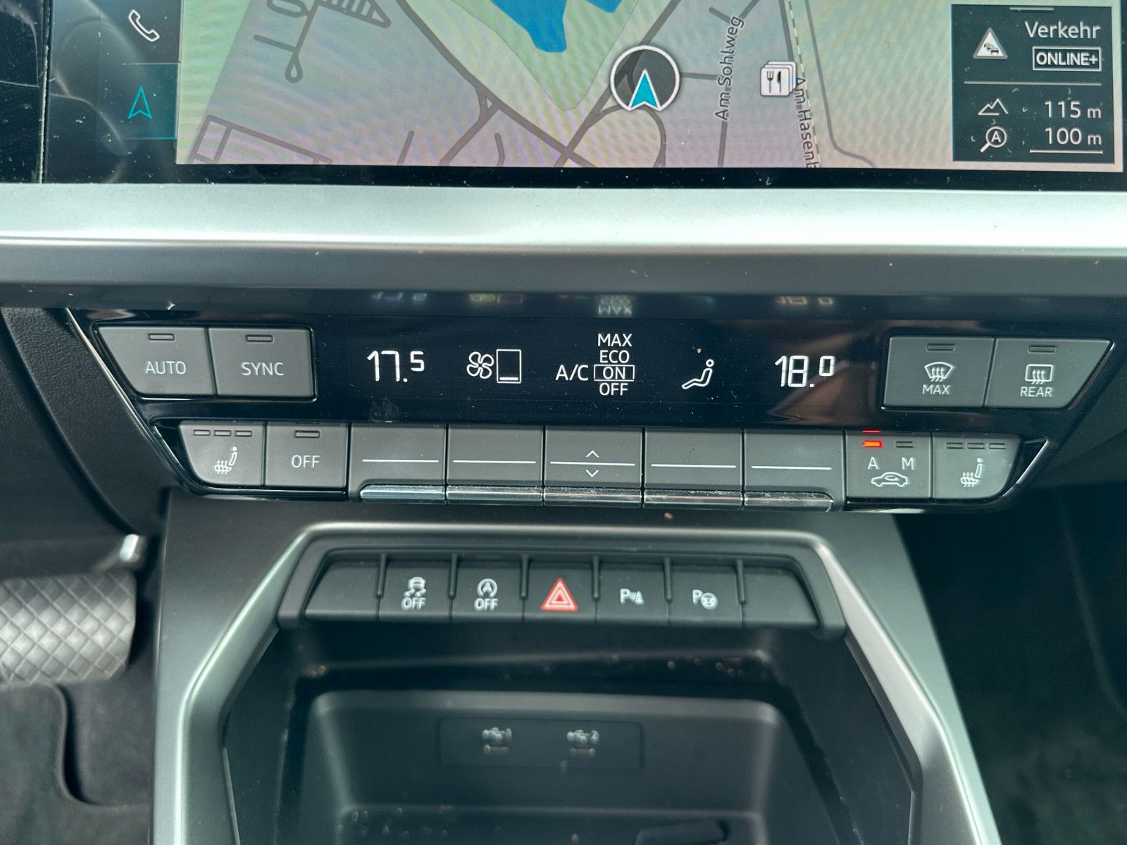 Audi A3 Sportback 35 TFSI LEDER,NAVI,SPUR,ABSTAND,