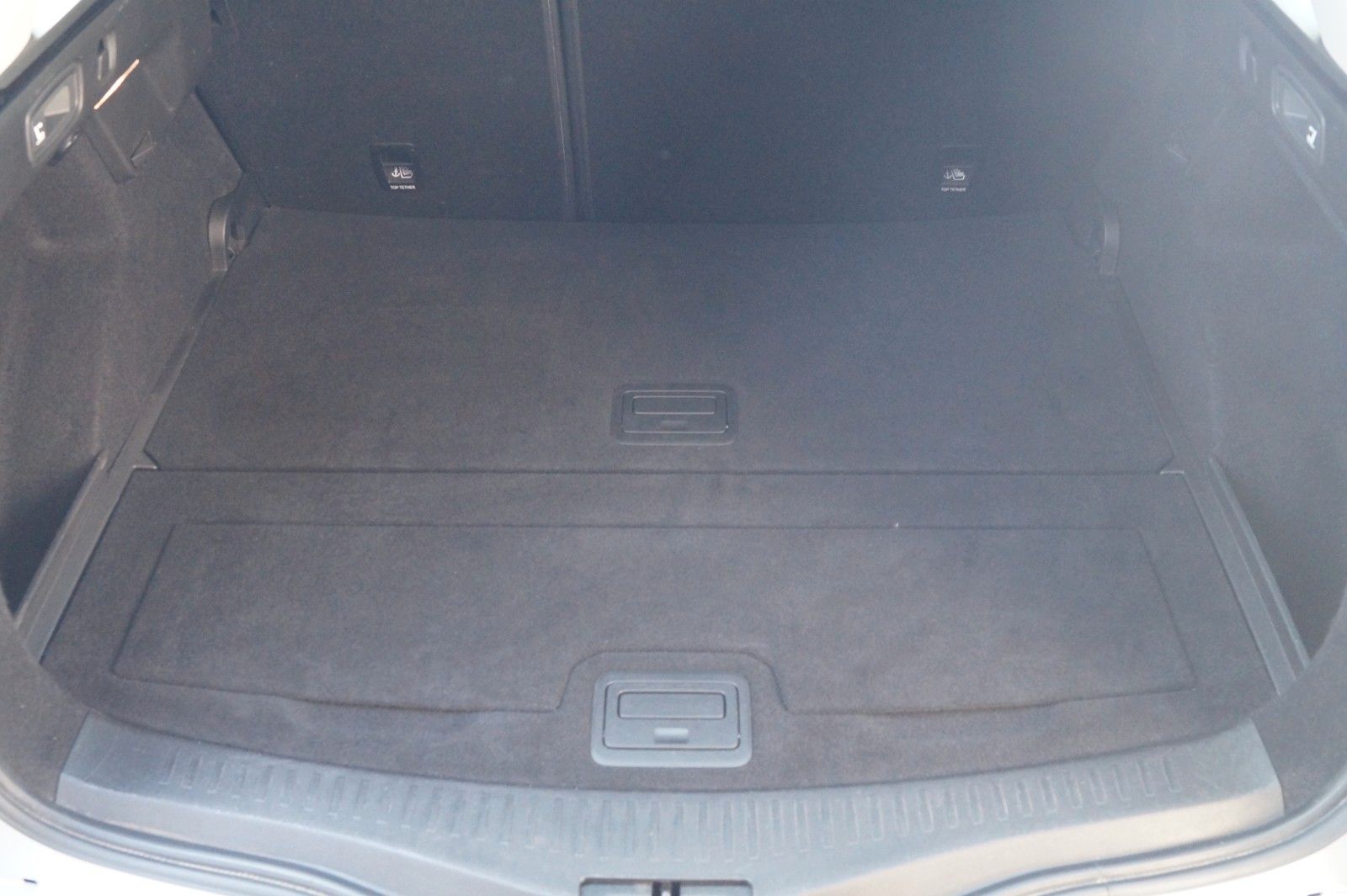Renault Megane IV Grandtour Business Edition - Samsaru's Car Outlet