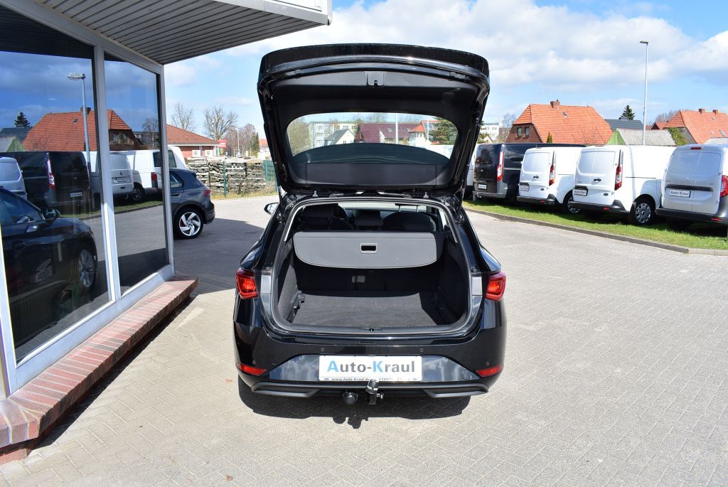 Seat Leon Sportstourer 2.0 TDI Style DSG-Autom. m. Ti