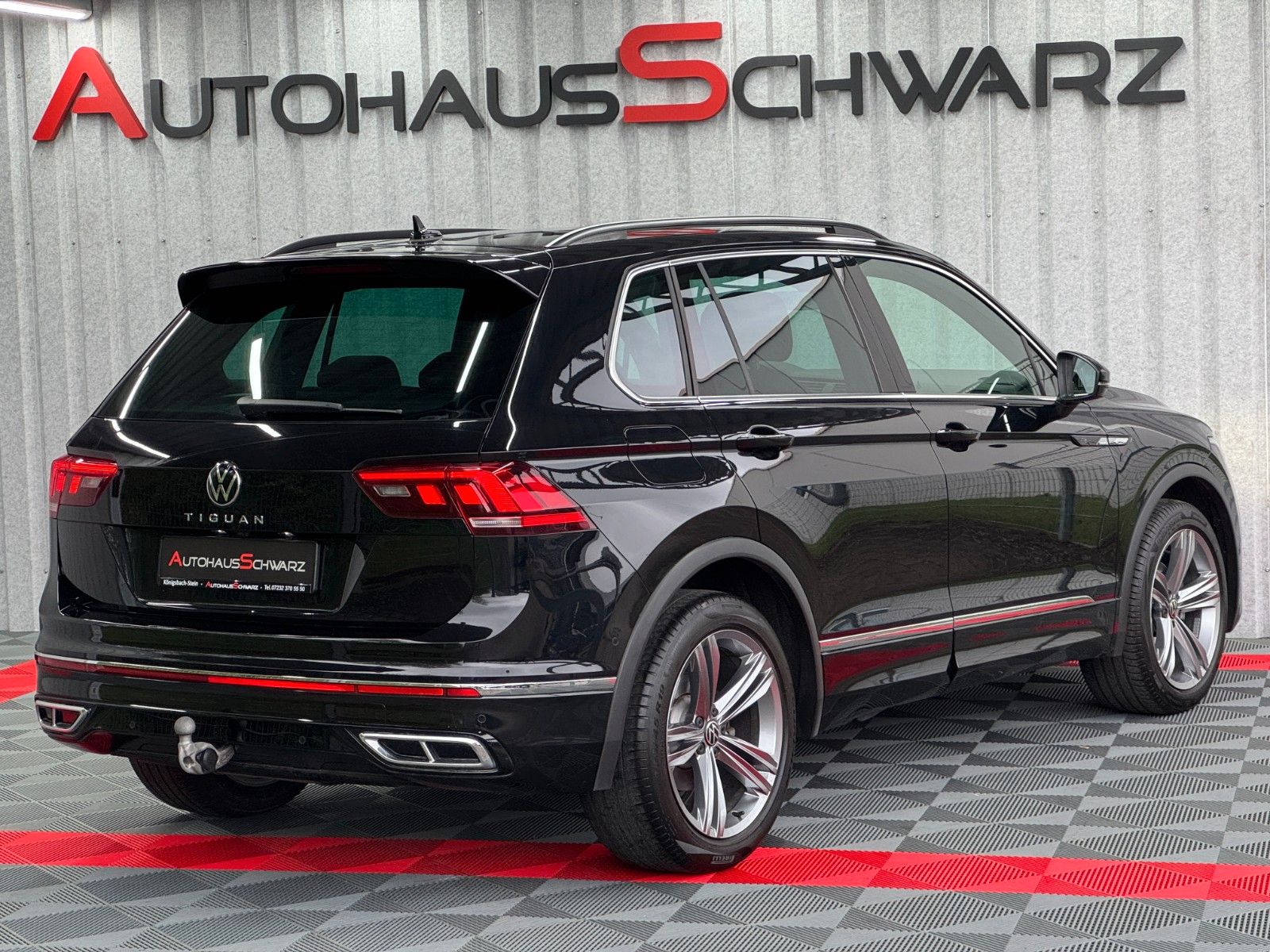Volkswagen Tiguan R-Line DSG - Samsaru's Car Outlet