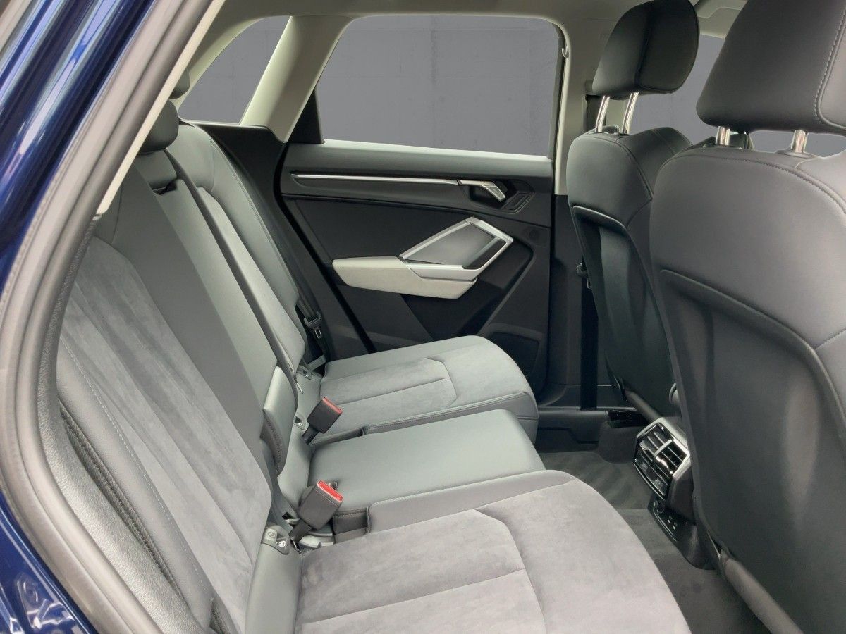 Audi Q3 40 TFSI QU S-TR ADVANCED - Samsaru's Car Outlet