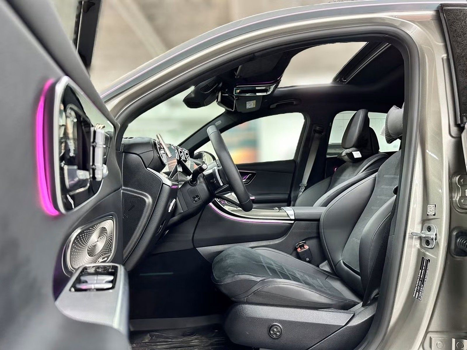 Mercedes-Benz GLC 300 e 4Matic AMG-Line*PANORAMA*AHK*