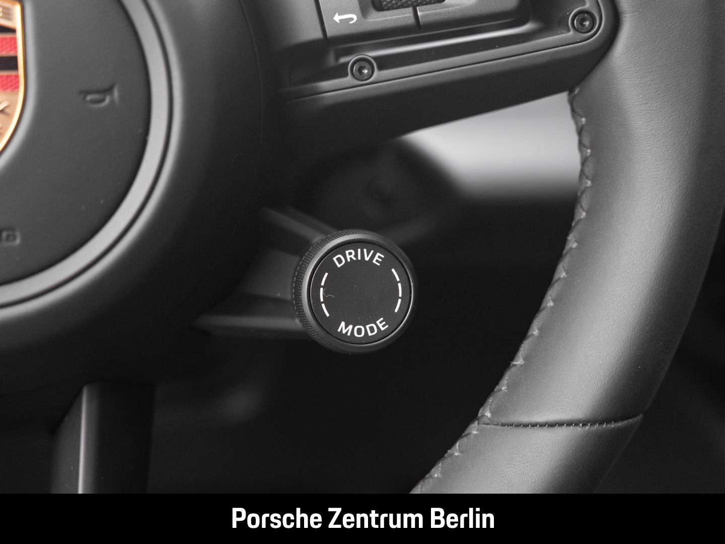 Porsche Macan 4 BOSE InnoDrive Panorama Surround-View
