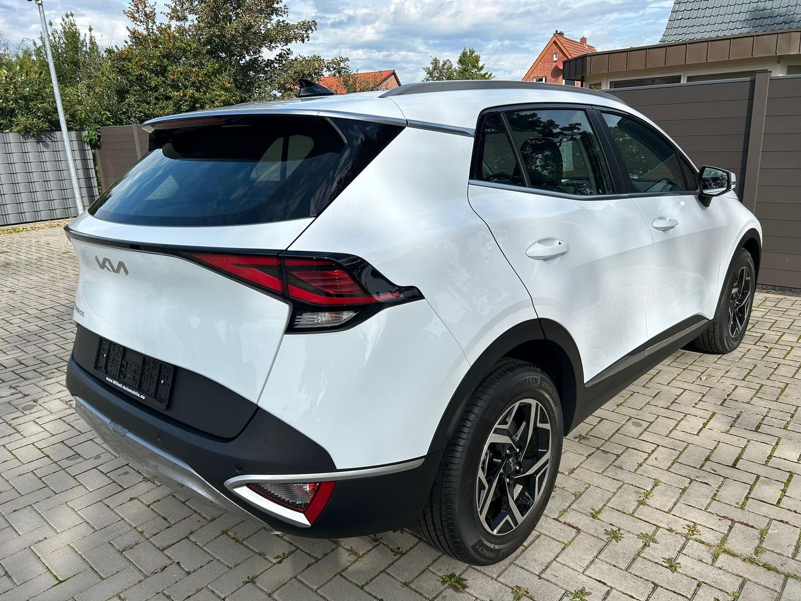 Kia Sportage 1.6 T-GDI KAT Edition 7 Emotion - Samsaru's Car Outlet
