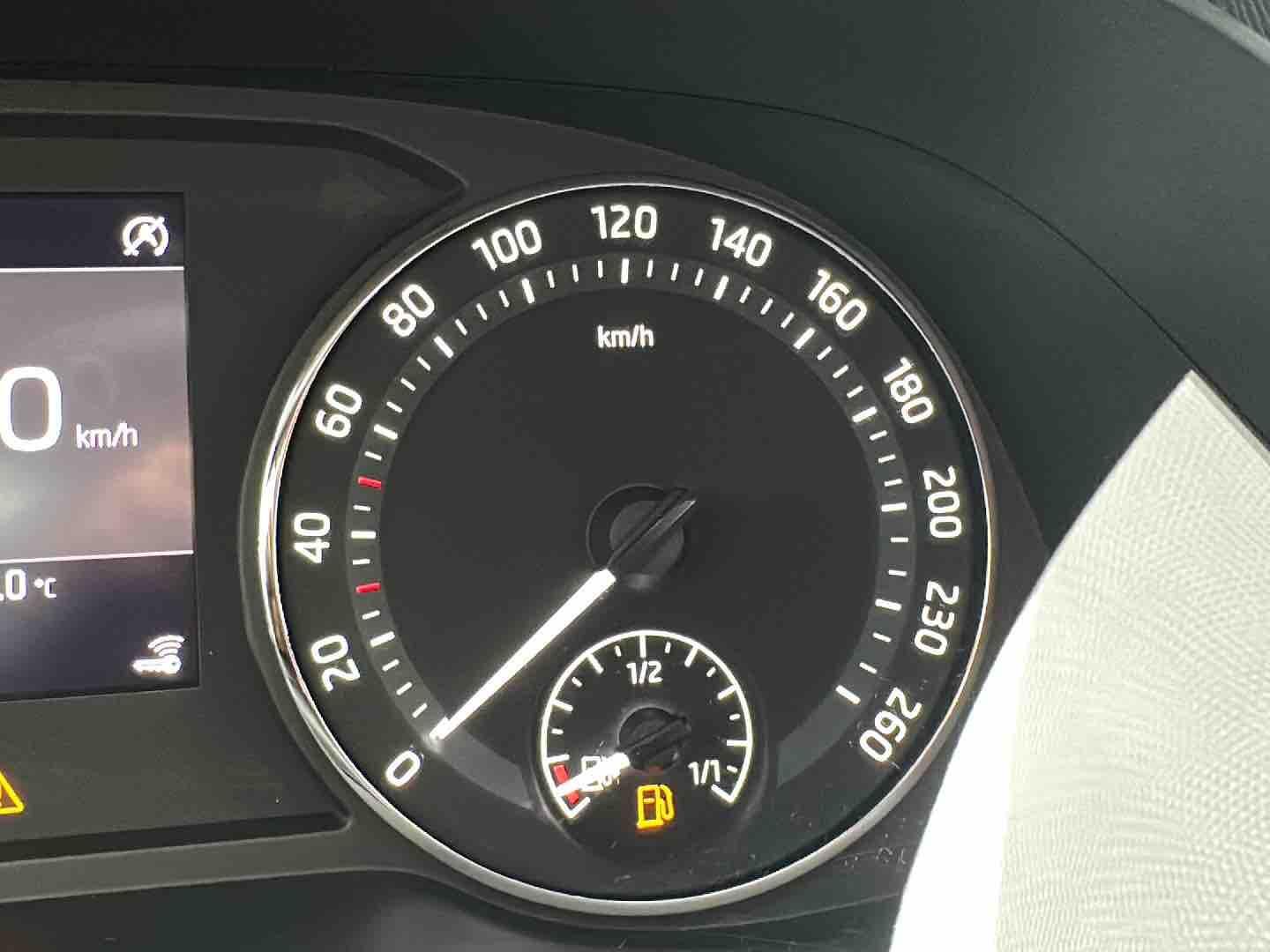 Skoda Octavia 1.5 16V TSI ACT - Samsaru's Car Outlet