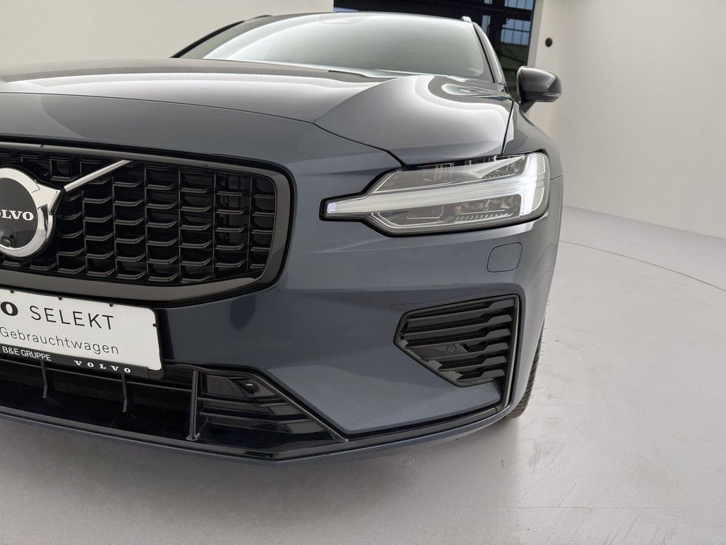 Volvo V60 Kombi T6 Plus Dark Recharge Plug-In Hybrid A