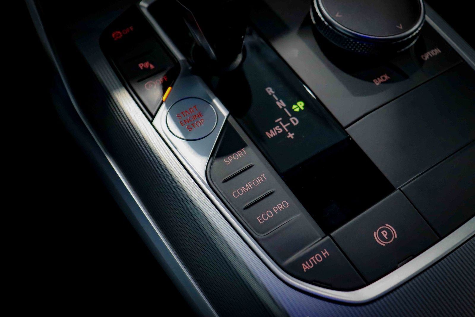 BMW 330i M SPORT SHADOW - Samsaru's Car Outlet