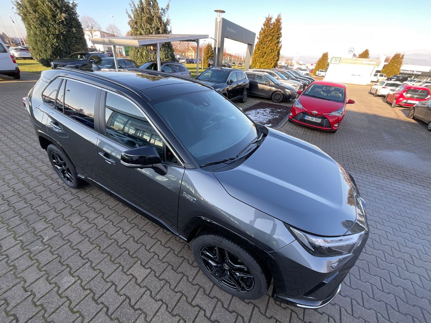 Toyota RAV4 2.5 GR Sport ACC+LED+Navi+Pano+SD+SHZ+360