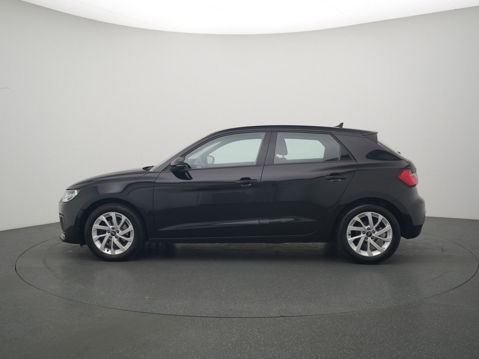 Audi A1 Sportback advanced KAM SHZ PDC PORT NAVI