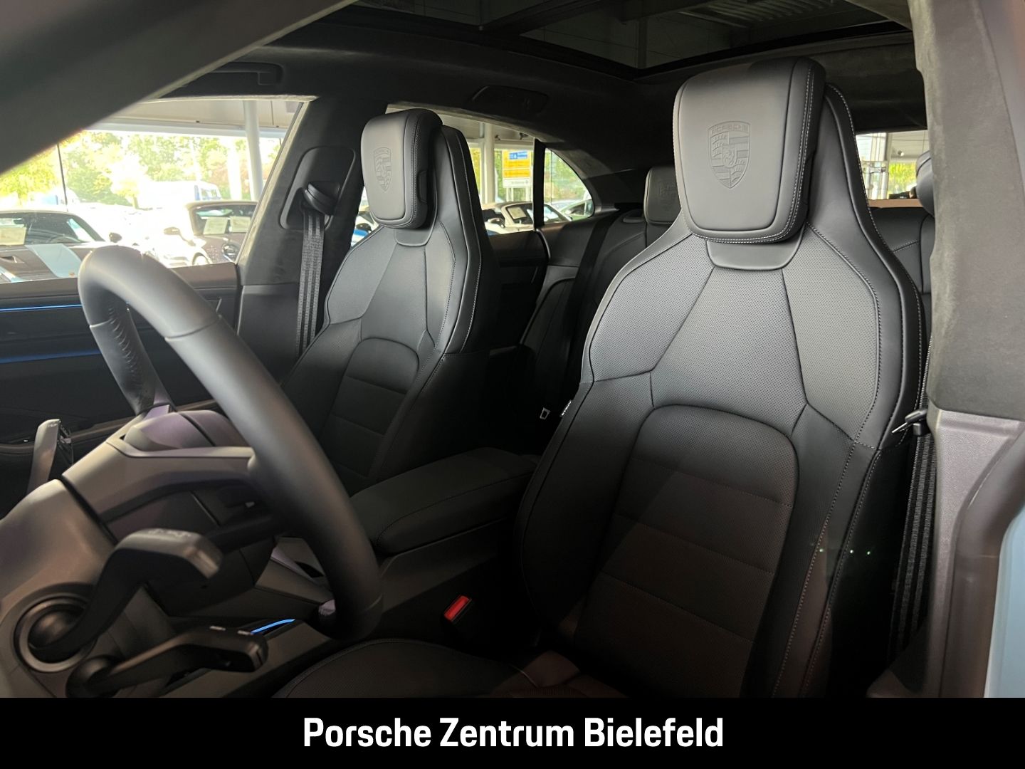 Porsche Macan Turbo HA-Lenkung Head-Up Sitzbelüftung