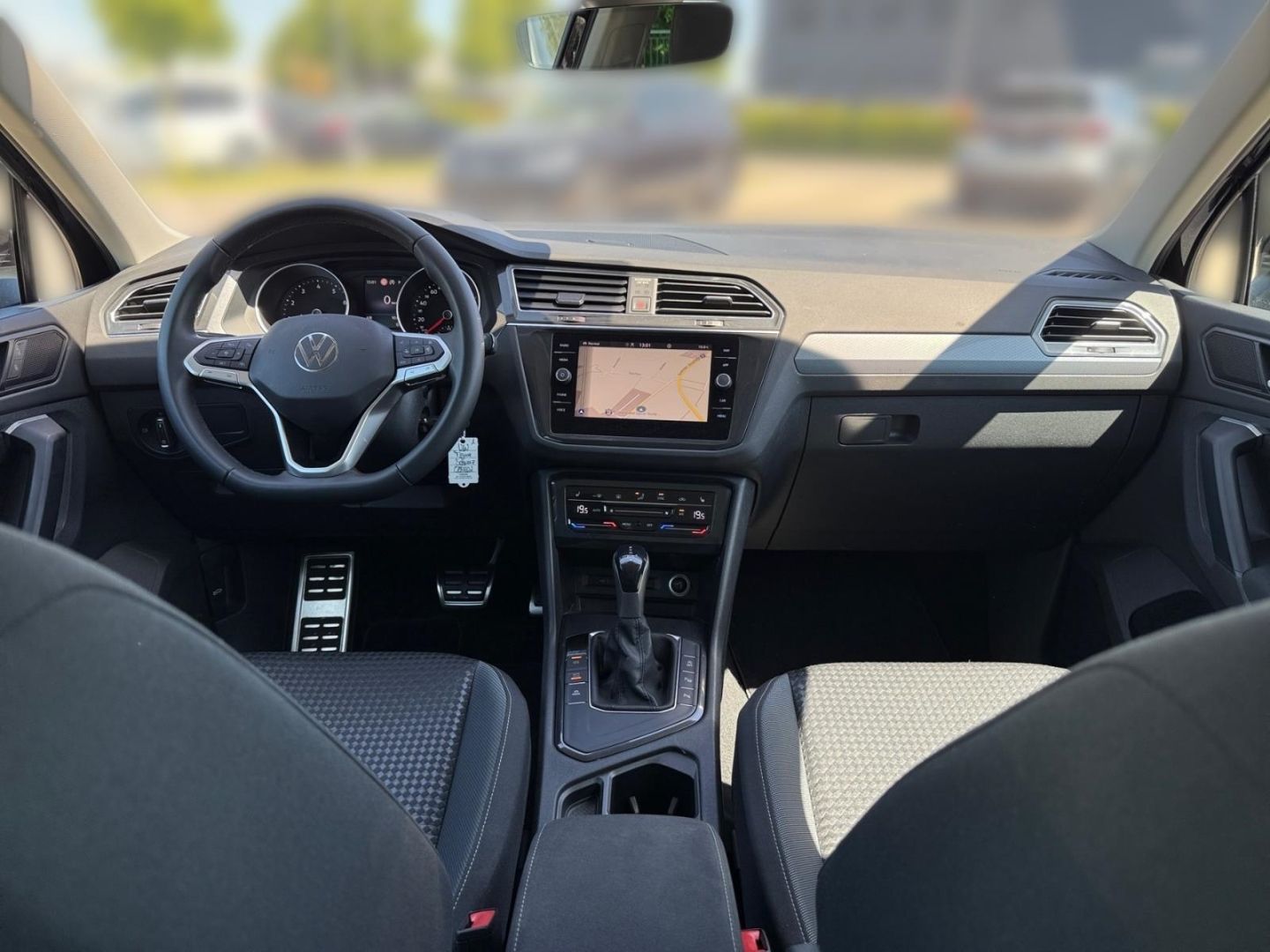 Volkswagen Tiguan Active 1.5 TSI - Samsaru's Car Outlet