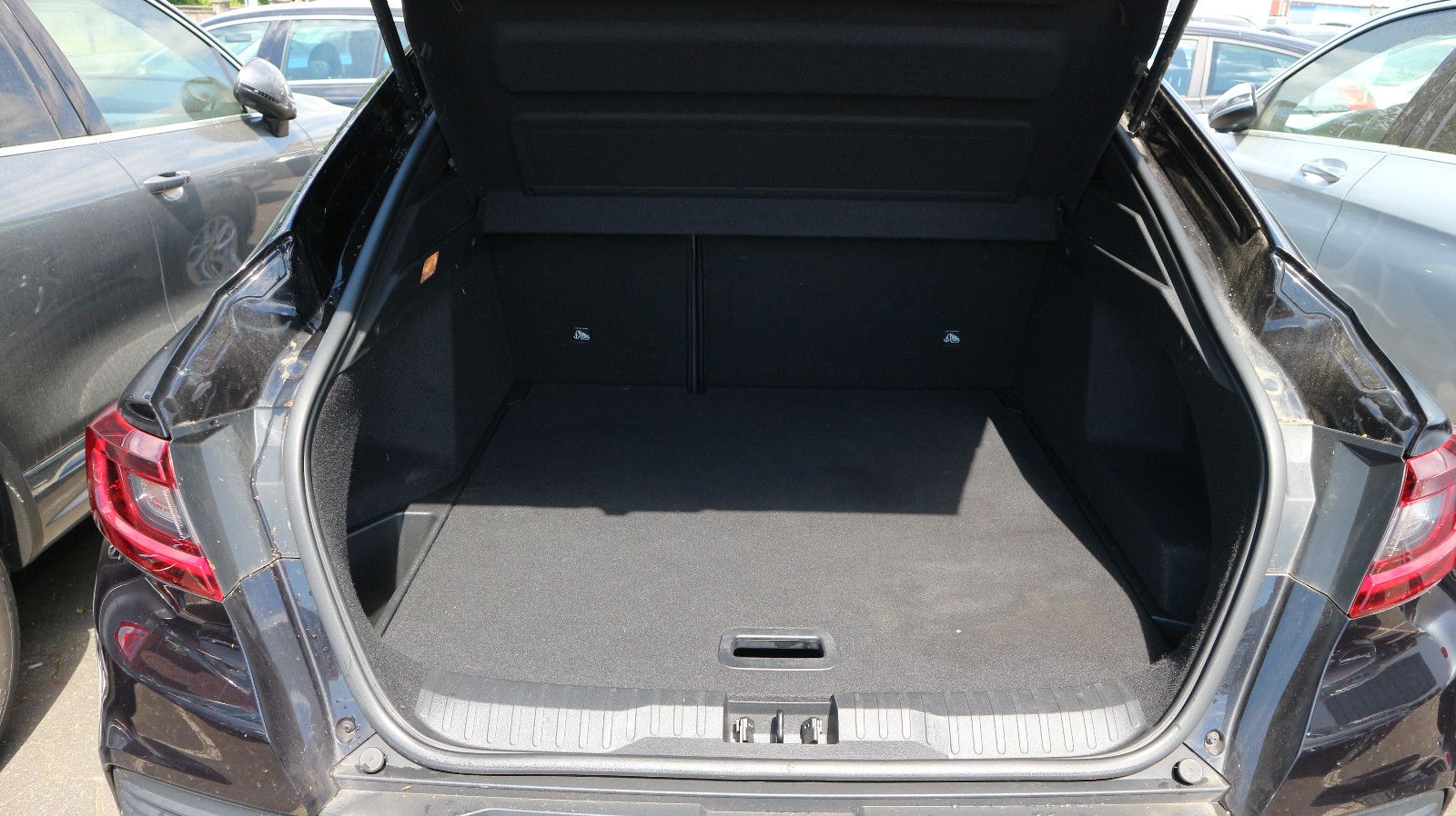 Renault Arkana R.S. Line - Samsaru's Car Outlet