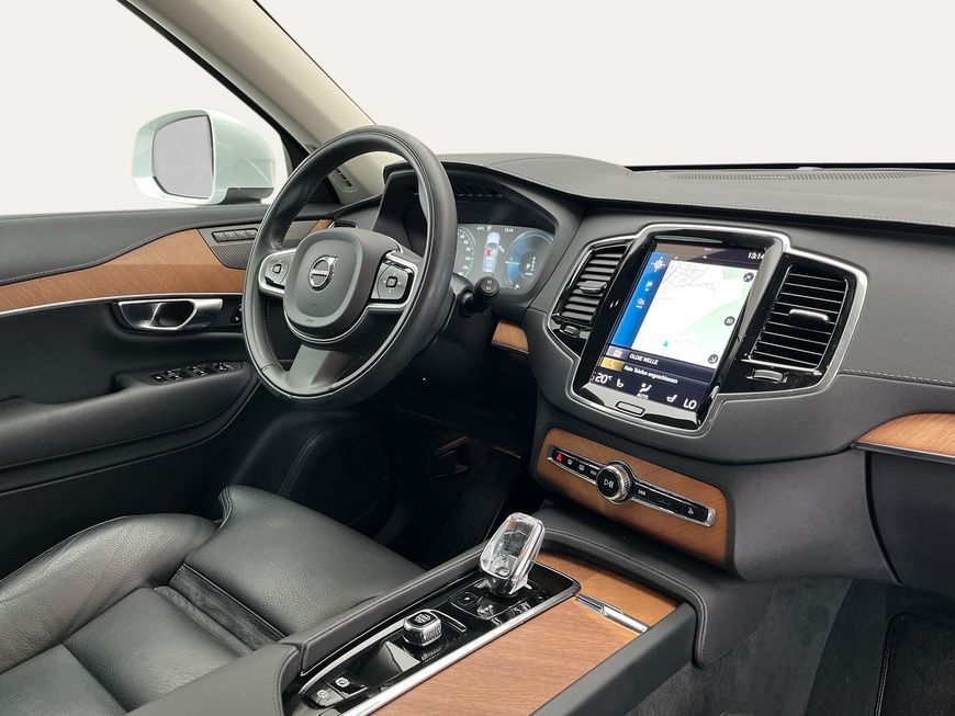 Volvo XC90 T8 AWD Recharge - Samsaru's Car Outlet