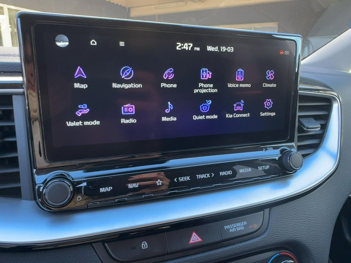 Kia cee'd Spirit - Samsaru's Car Outlet