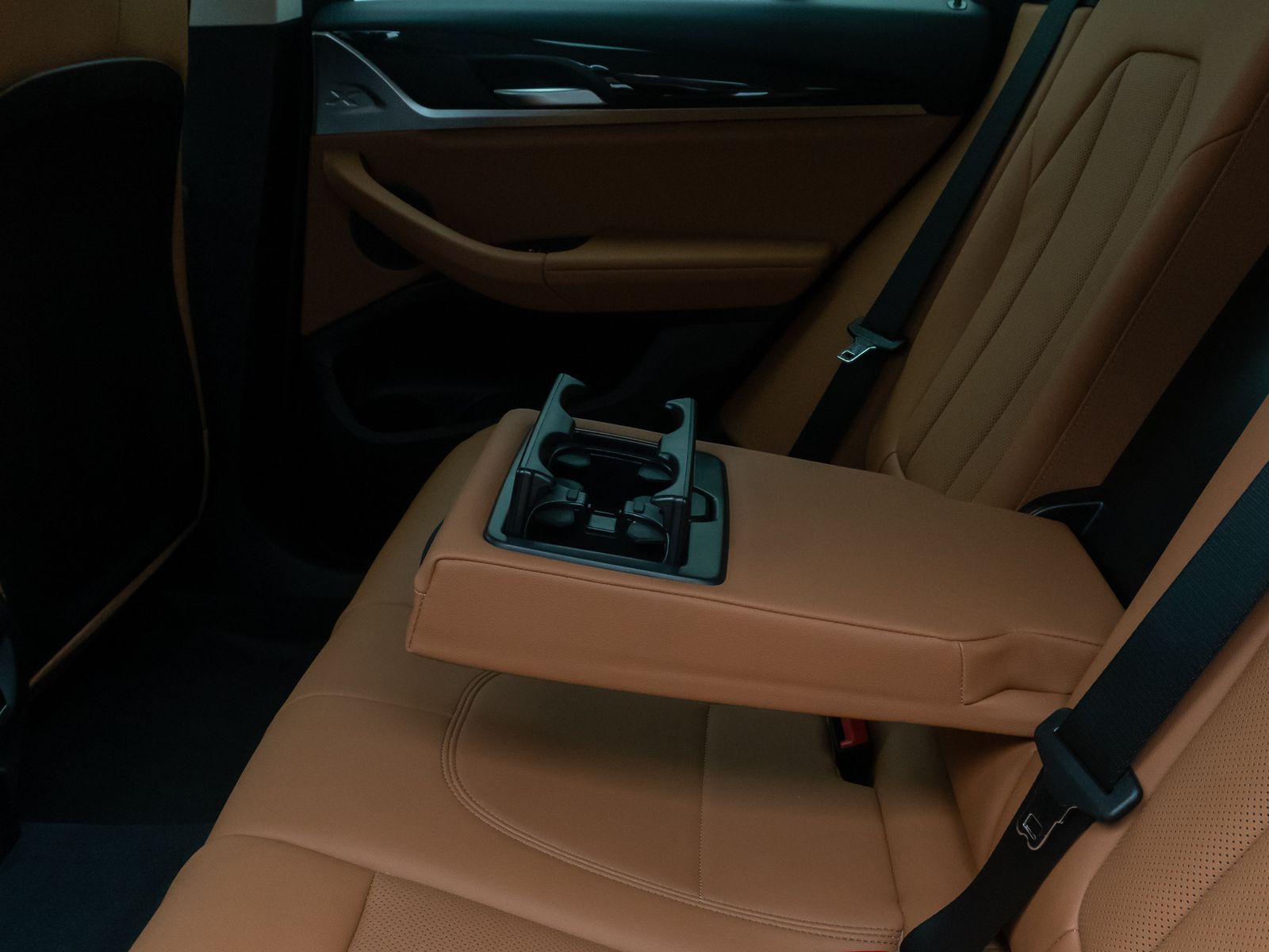 BMW X3 xD30e Alarm HUD DAB Laser Kamera Sport Leder