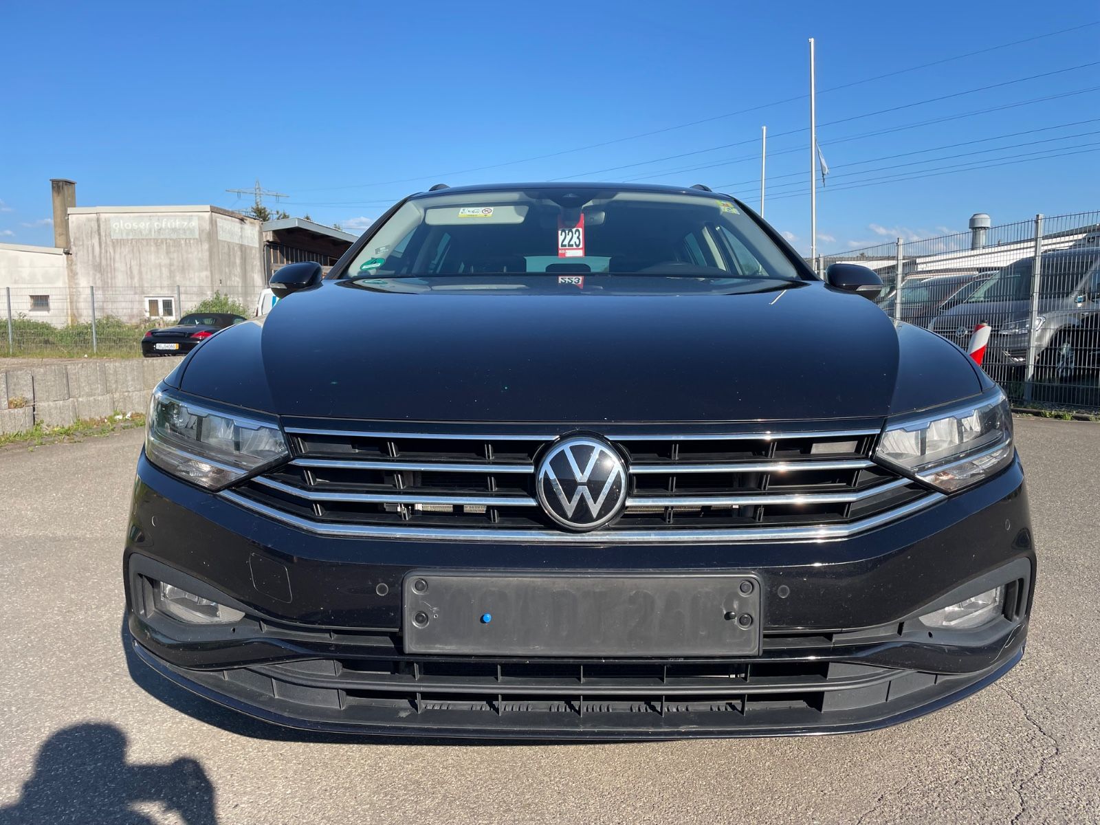 Volkswagen Passat Variant - Samsaru's Car Outlet
