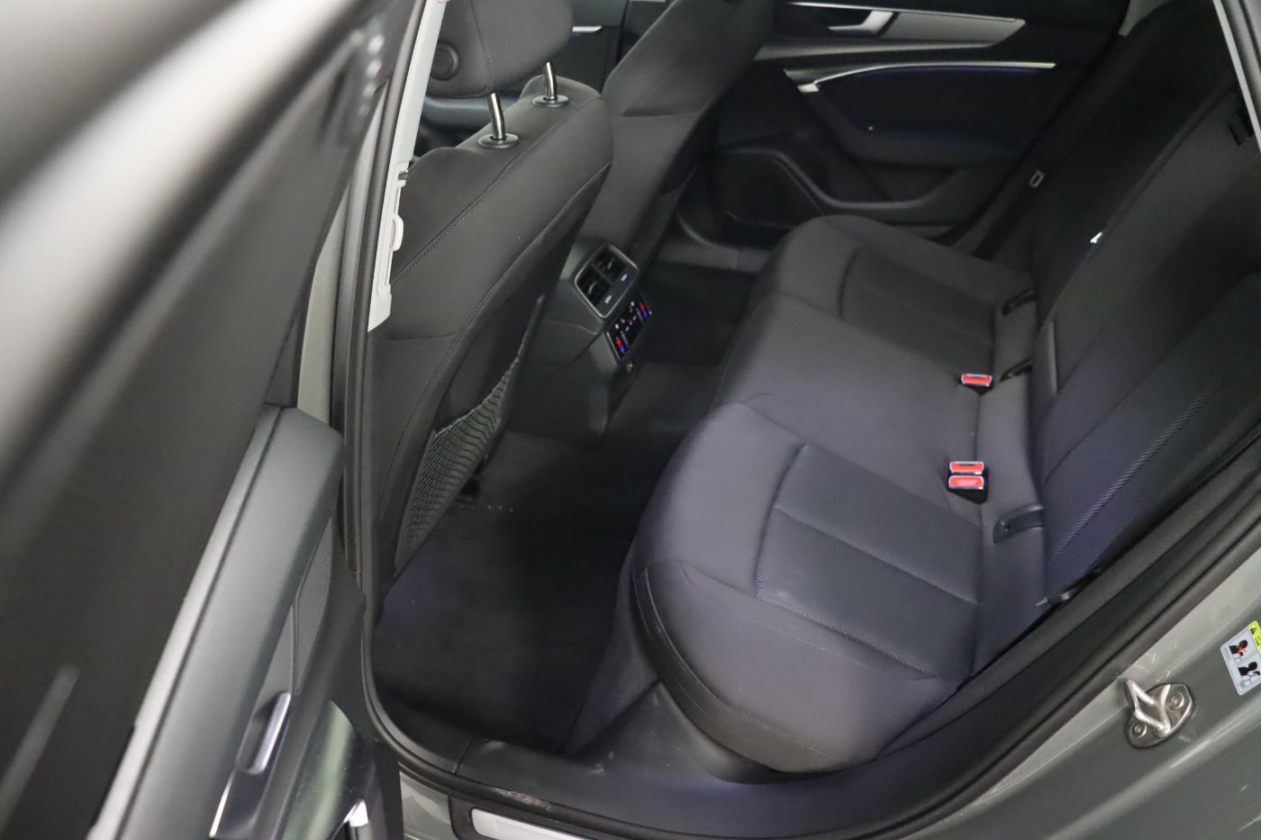 Audi A6 Avant 40 TDI quattro S tronic sport - Samsaru's Car Outlet