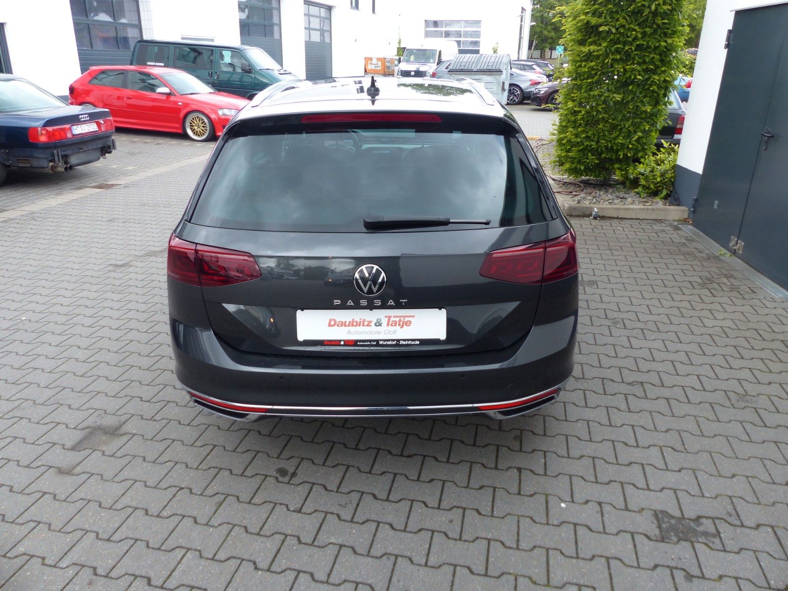 Volkswagen Passat Variant Elegance 2.0 TDI,Pano,AHK,Matrix