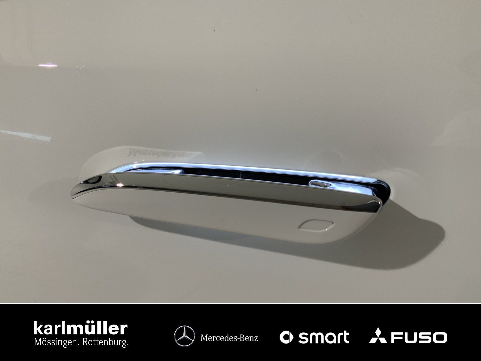 Mercedes-Benz E 200 AMG-L - Samsaru's Car Outlet