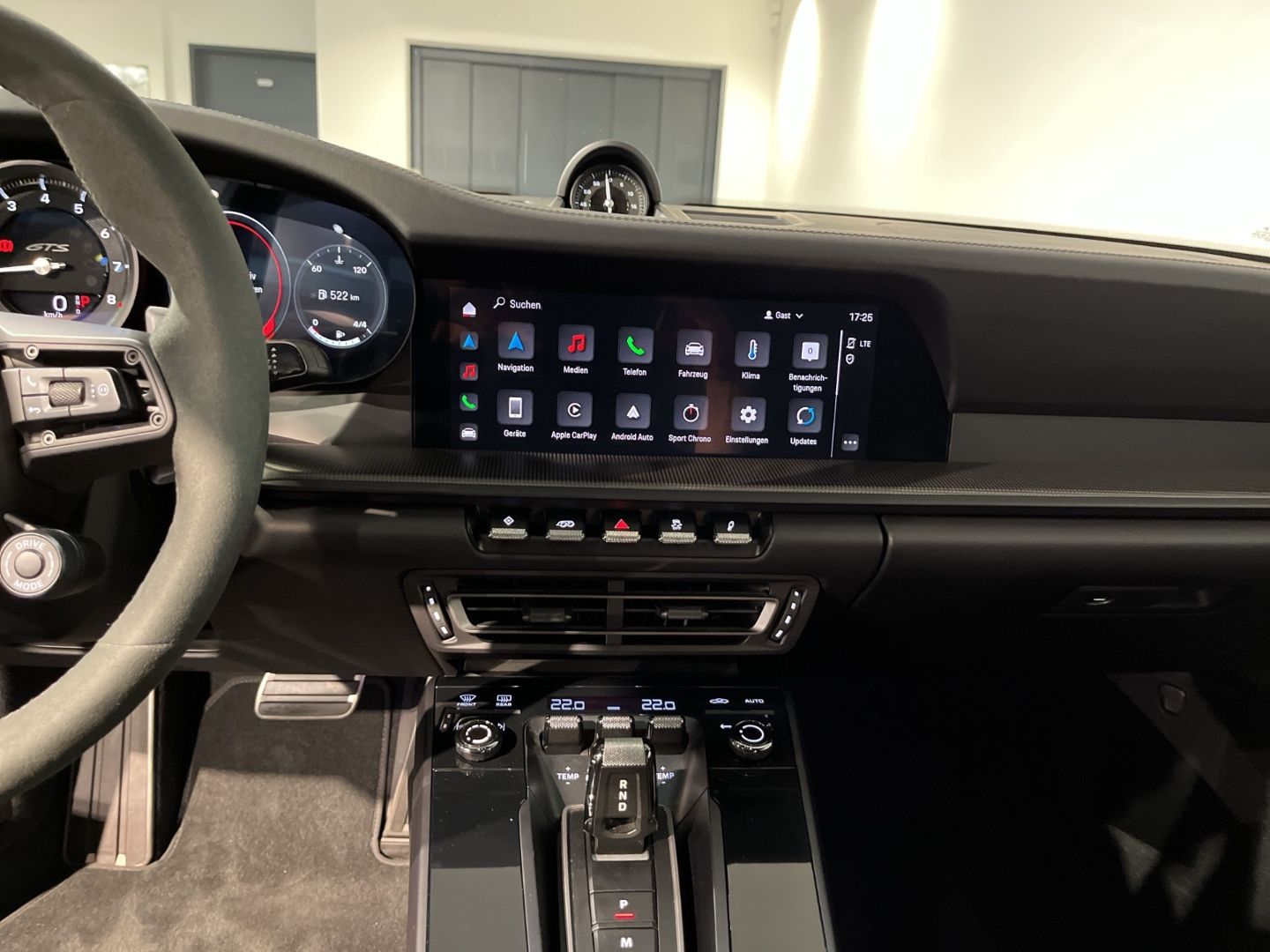 Porsche 992 911 Carrera 4 GTS Cabrio BOSE Surround View