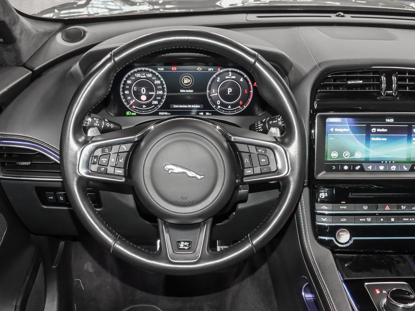 Jaguar F-Pace R-Sport AWD 25d EU6d-T Allrad Navi Meridi
