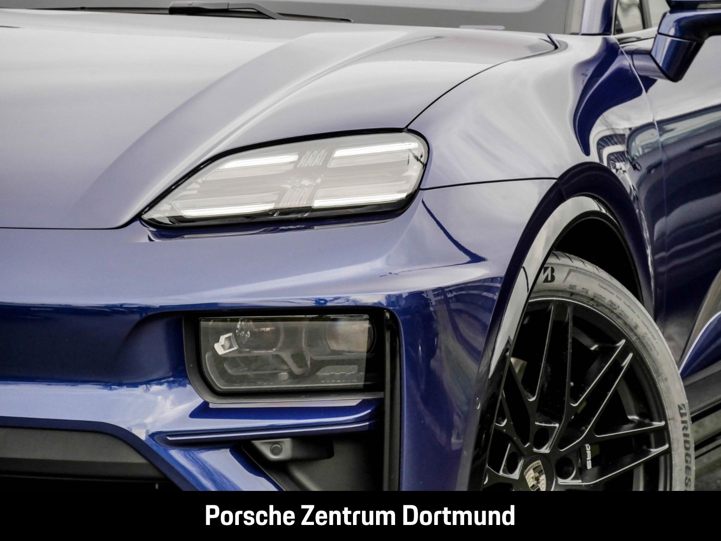 Porsche Macan Turbo BOSE Luftfederung Panorama InnoDrive