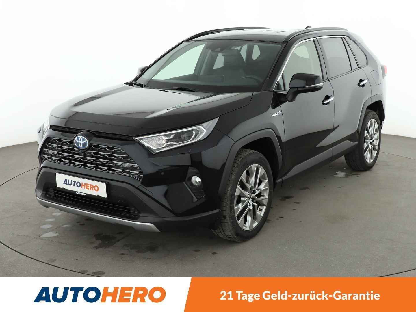 Toyota RAV 4 2.5 Hybrid 4x4 Lounge - Samsaru's Car Outlet
