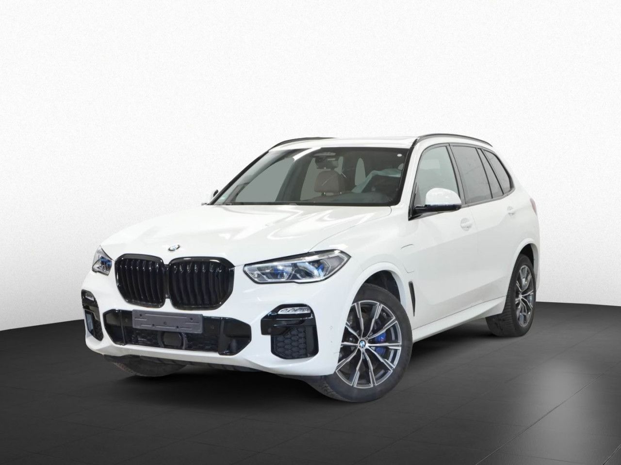 BMW X5 xDrive45e M-Sport SkyLou B&W TV+ NightVision