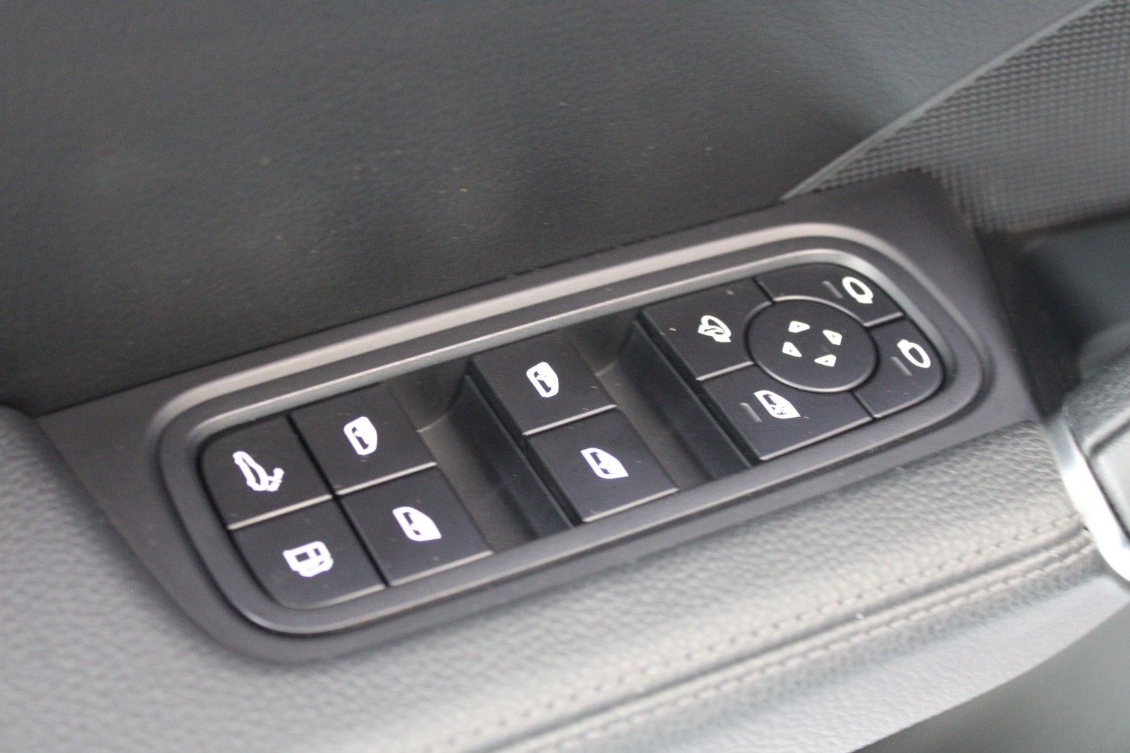 Porsche Cayenne E-Hybrid Platinum Edition