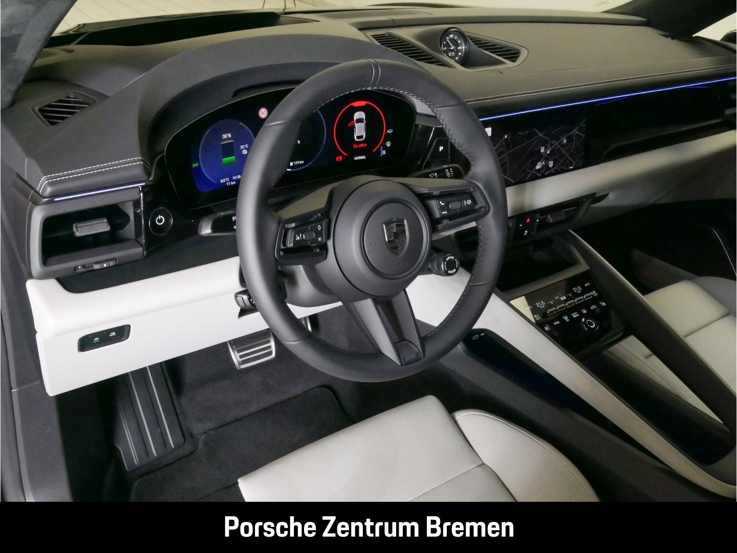 Porsche Macan Electric Turbo Sportpaket - Samsaru's Car Outlet