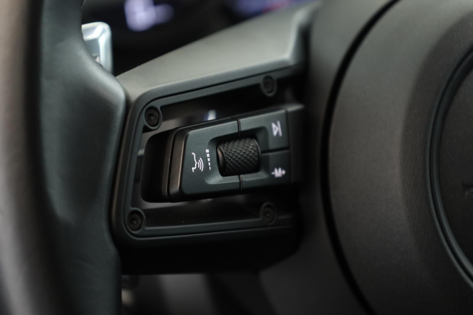 Porsche Macan S - Samsaru's Car Outlet