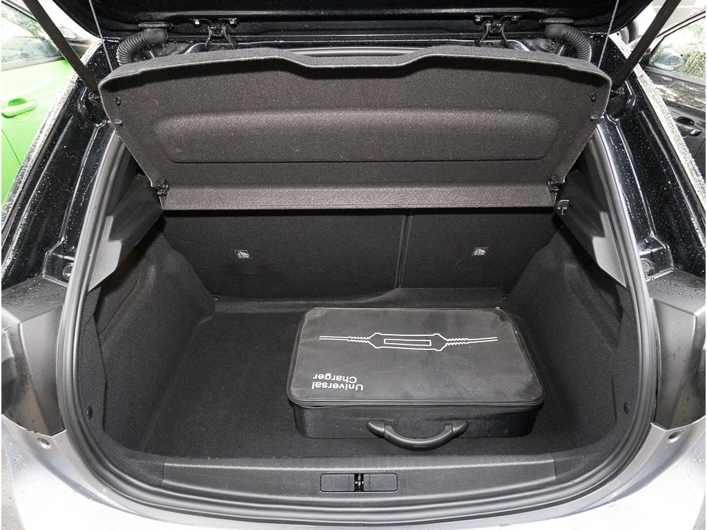 Opel Corsa ELEKTRO Ultimate - Samsaru's Car Outlet