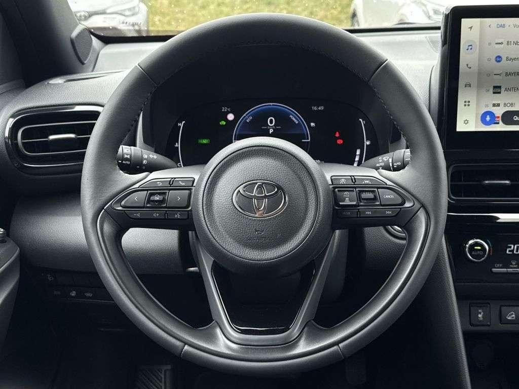 Toyota Yaris Cross Hybrid 130 4x4/RFK/Safety Sense/ App