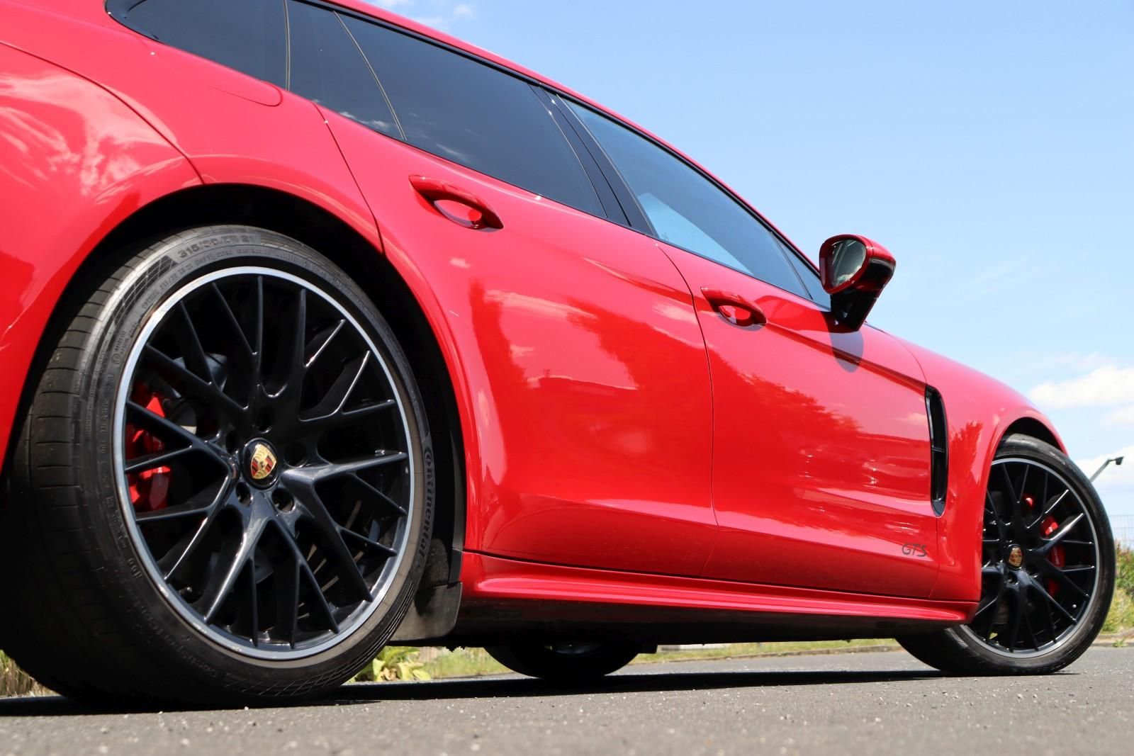 Porsche Panamera GTS Sport Turismo +SPORT-DESIGN+STANDHE