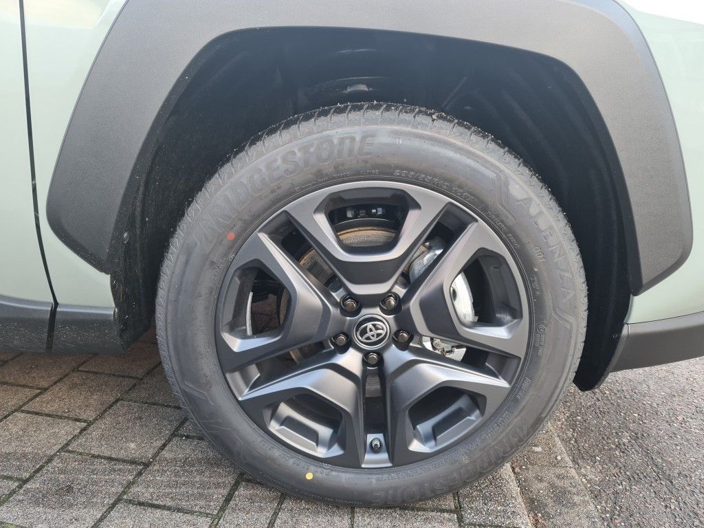 Toyota RAV 4 2.5 4x4 Hybrid Adventure - Samsaru's Car Outlet