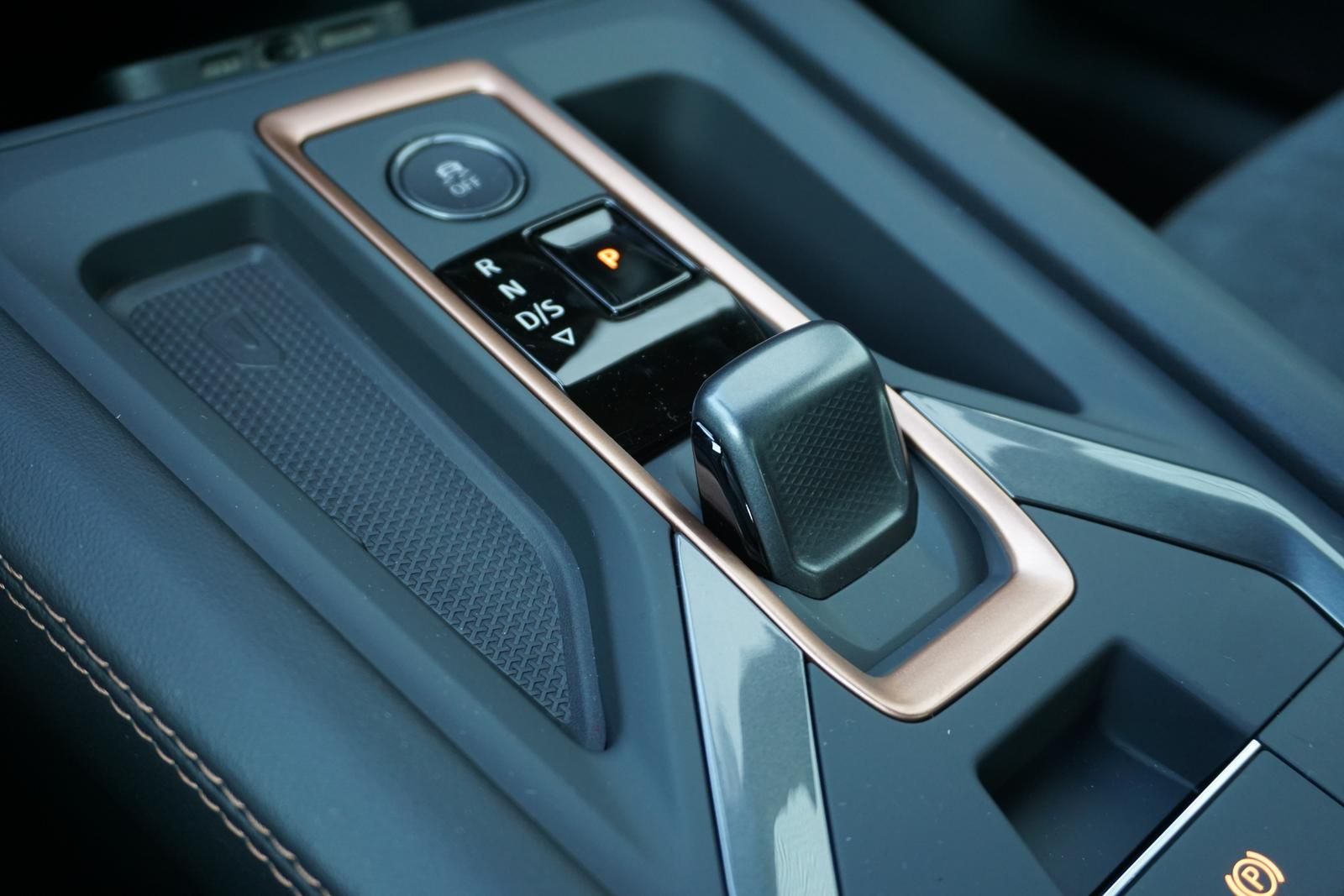 Cupra Formentor VZ 1.5 E-HYB. DSG - Samsaru's Car Outlet