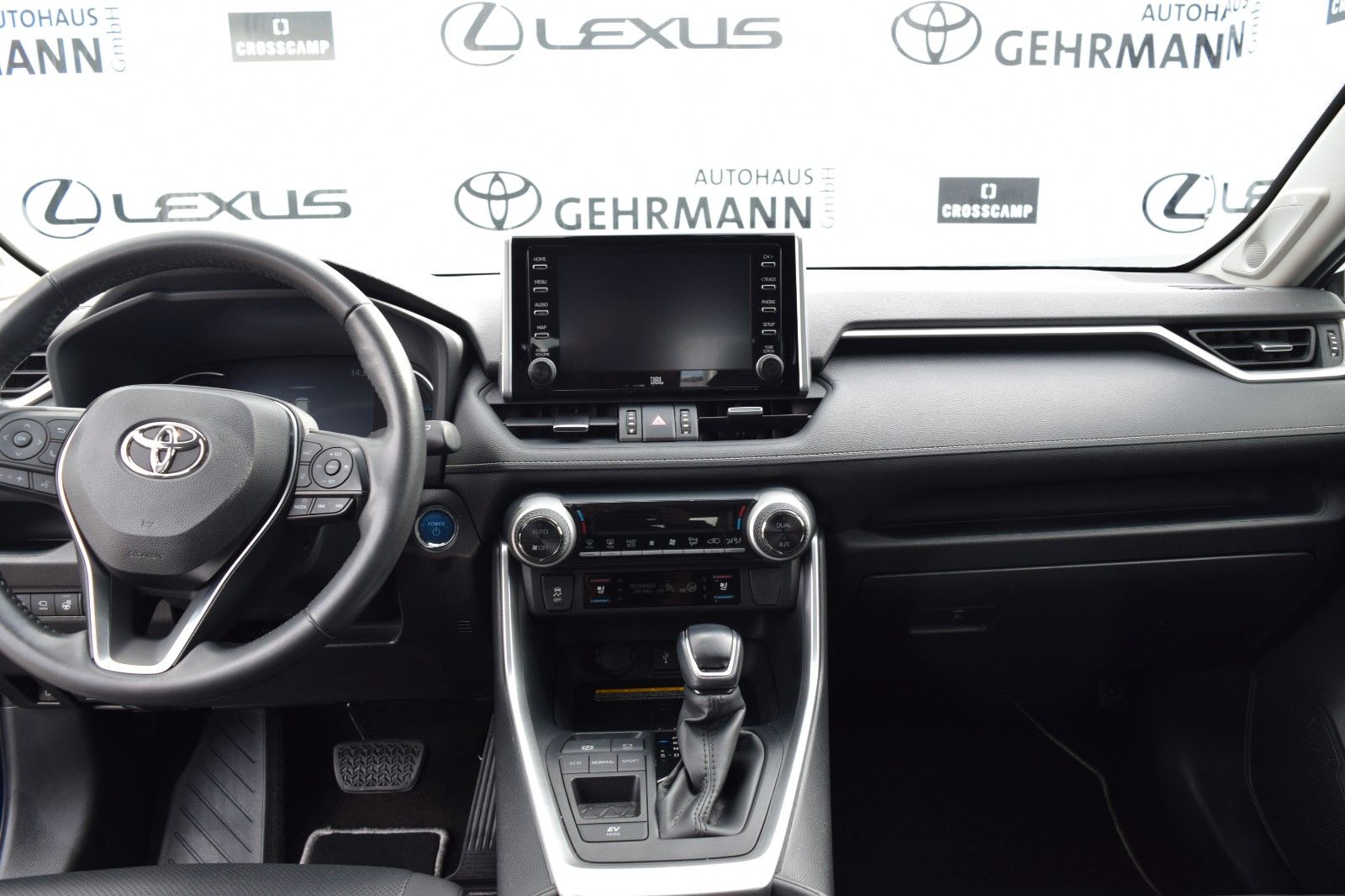 Toyota RAV 4 RAV4 Hybrid 4x2 Lounge - Samsaru's Car Outlet